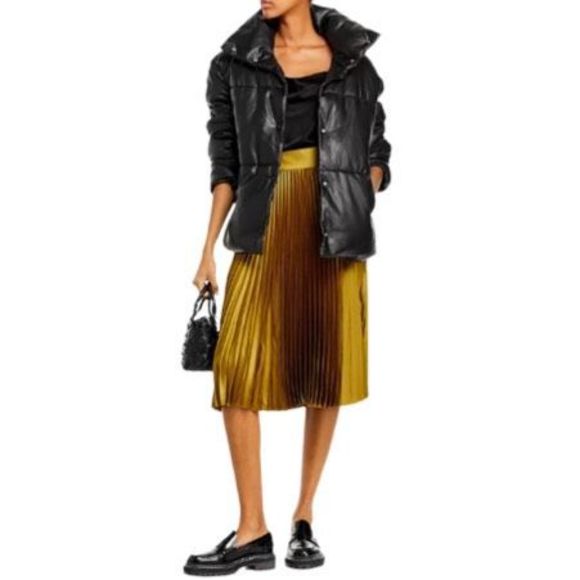 Bagatelle NYC Oversized Faux Leather Puffer Jacket - Size Medium - Picture 3 of 8